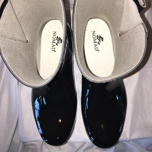 Women’s NEW  SZ10 BLK Nomad rubber rain booties